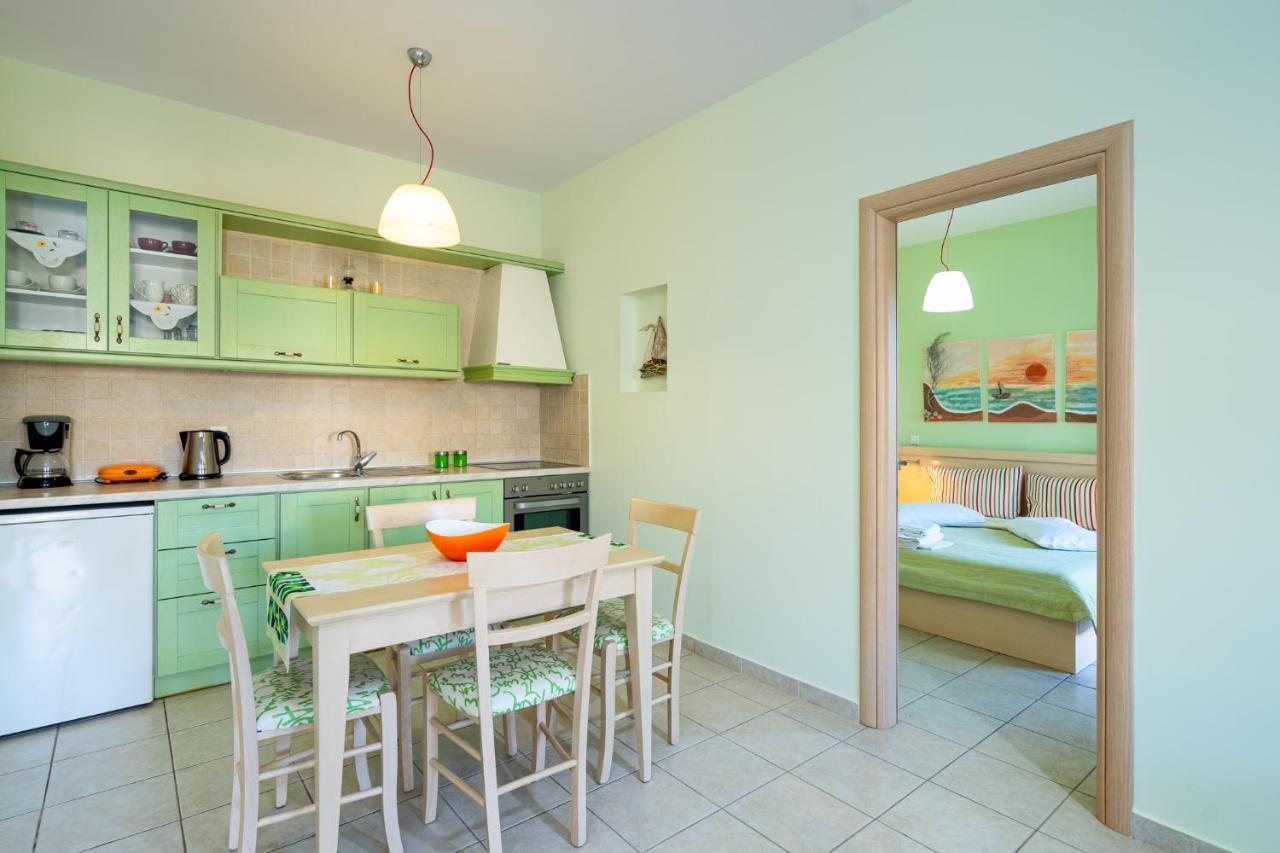 Georgia'S Apartments Kouremenos Beach Anevato Extérieur photo